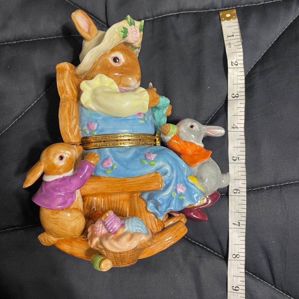 CWC Ceramic Bunny Family Rocking Chair Hinged Trinket Box Mother Rabbit Figurine - Picture 7 of 7